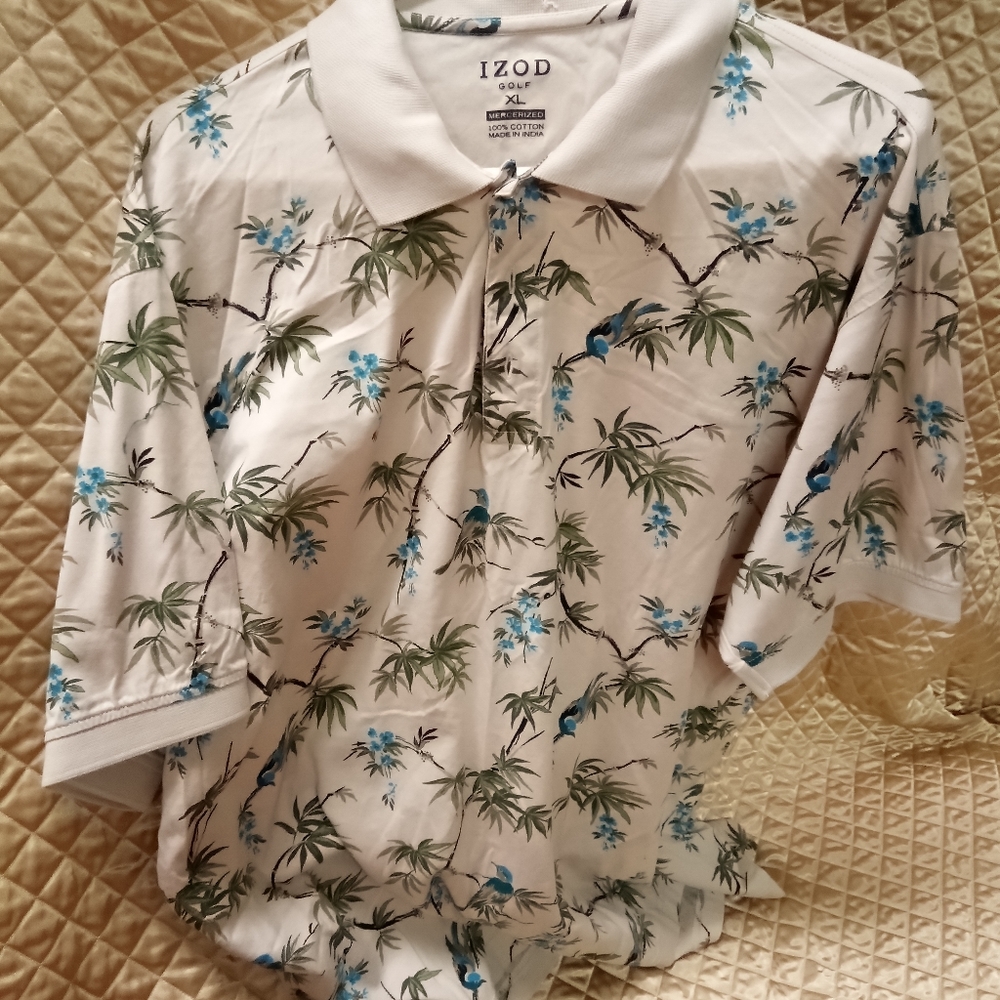 Men Izod polo shirt